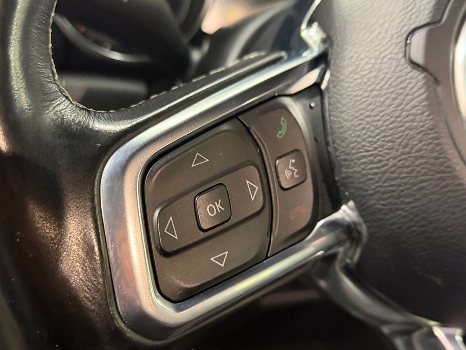 2020 Granite Crystal Metallic Clearcoat Jeep Wrangler Unlimited Sahara 4X4 SUV