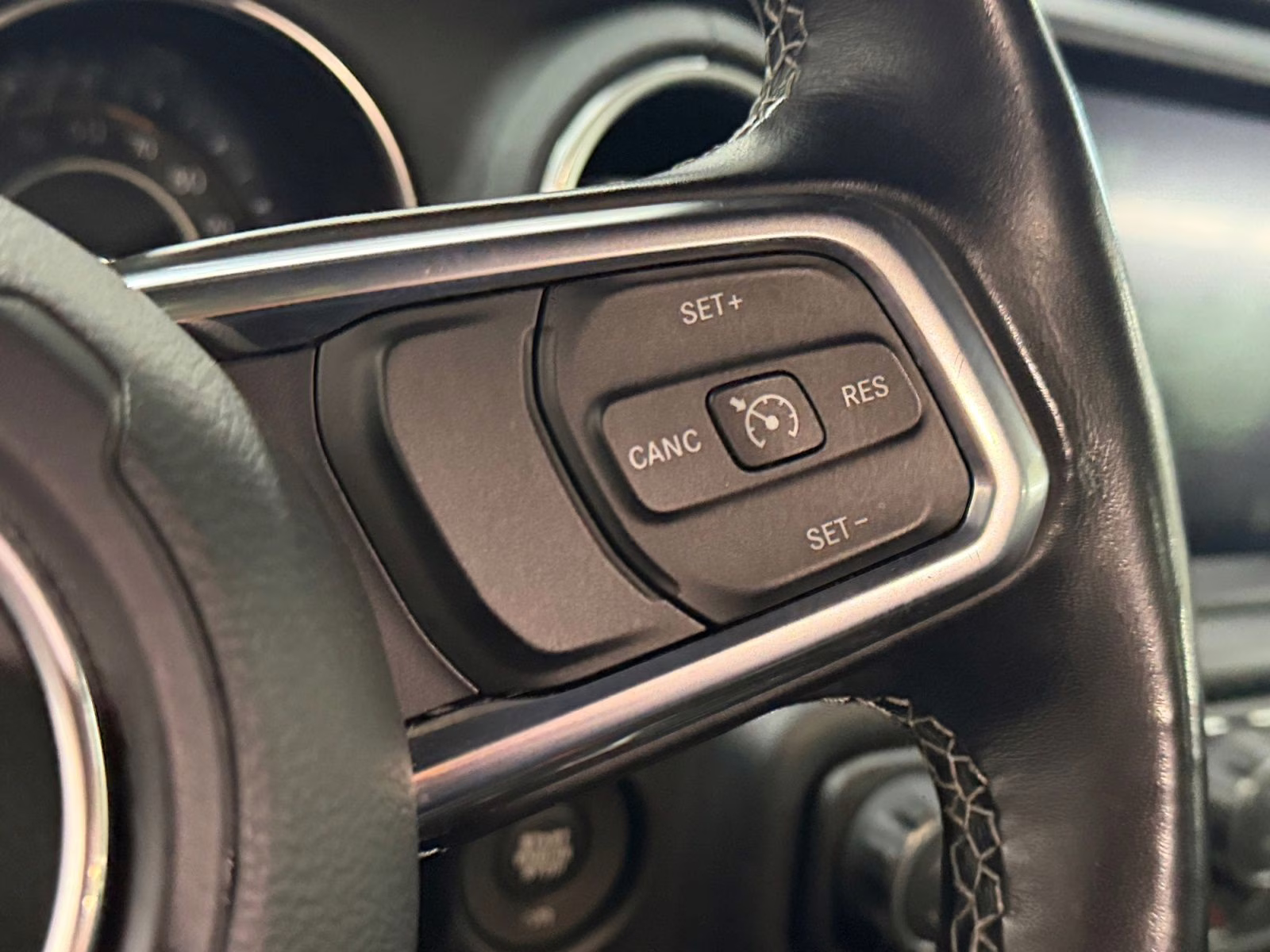 2020 Granite Crystal Metallic Clearcoat Jeep Wrangler Unlimited Sahara 4X4 SUV