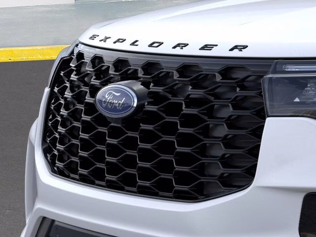 2026 Star White Metallic Tri-Coat Ford Explorer ST-Line 4X4 SUV