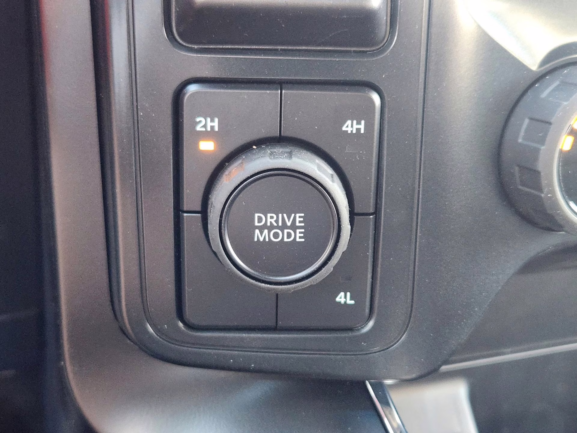 2025 Agate Black Metallic Ford F-150 STX 4X4 Truck