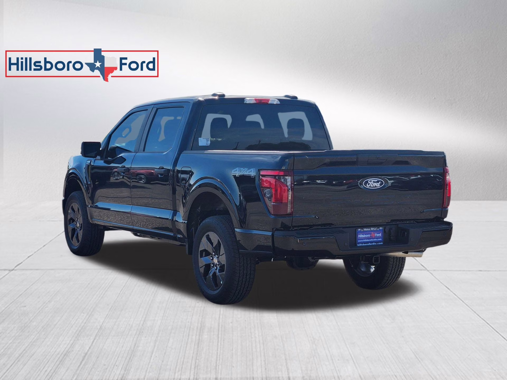 2025 Agate Black Metallic Ford F-150 STX 4X4 Truck