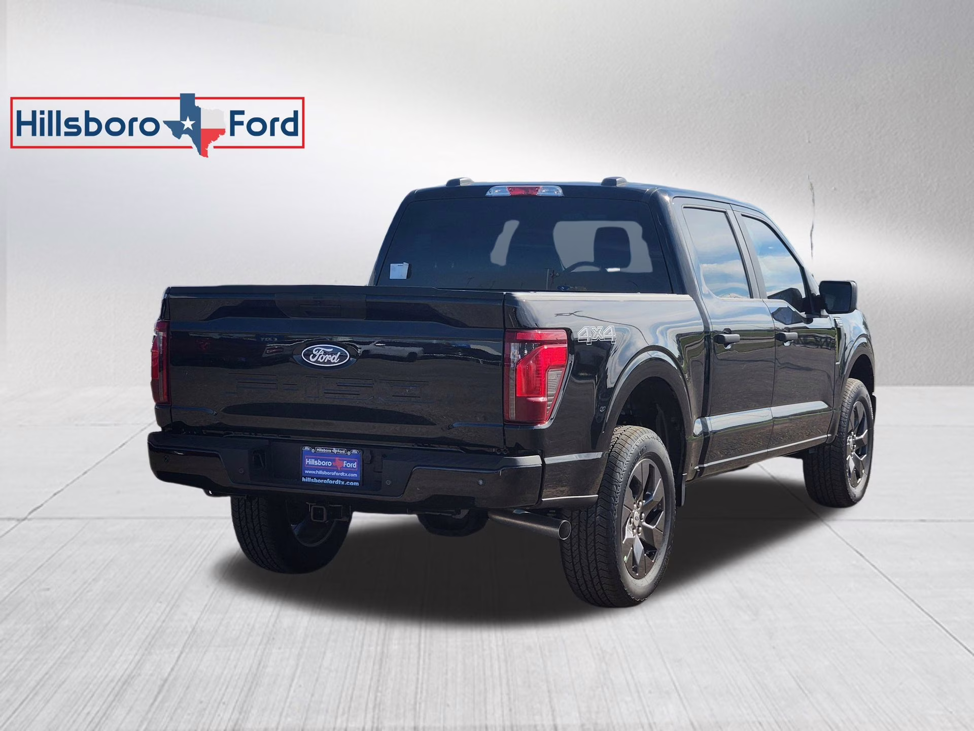 2025 Agate Black Metallic Ford F-150 STX 4X4 Truck