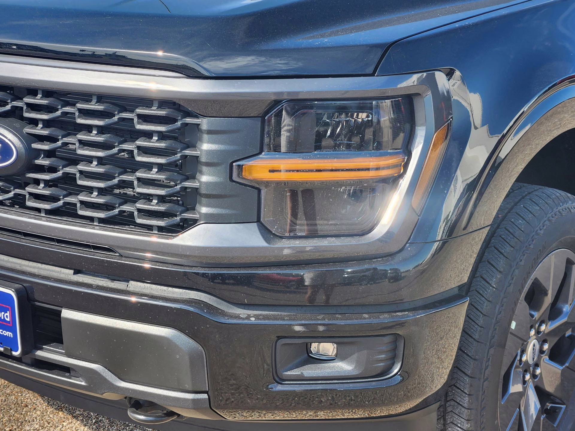 2025 Agate Black Metallic Ford F-150 STX 4X4 Truck
