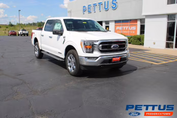 2022 Oxford White Ford F-150 XLT 4X4 Truck