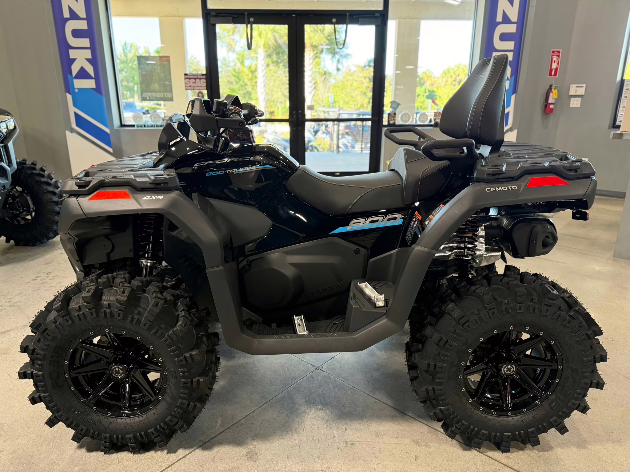 2026 - CFMOTO CFORCE 800 Touring ATV