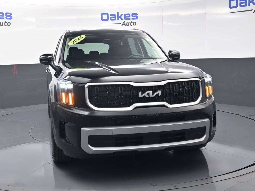 2025 Ebony Black Kia Telluride EX AWD SUV