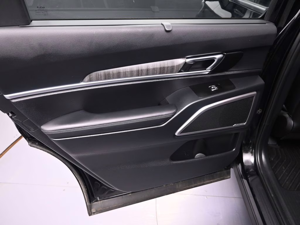 2025 Ebony Black Kia Telluride EX AWD SUV