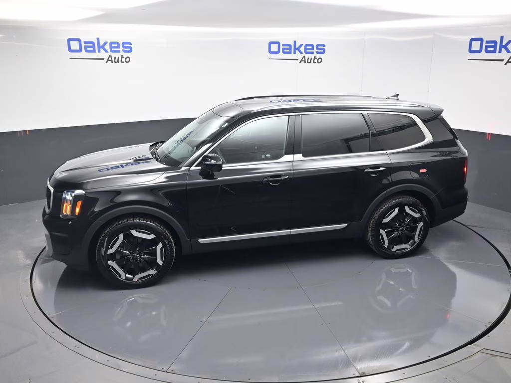 2025 Ebony Black Kia Telluride EX AWD SUV