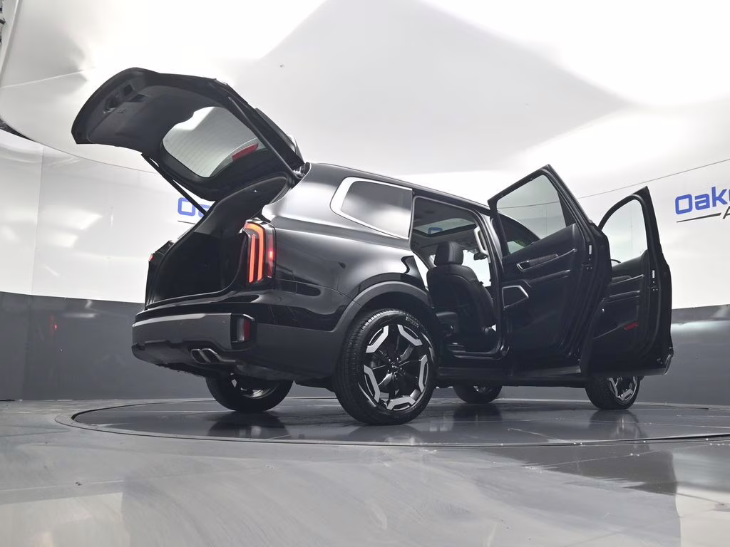 2025 Ebony Black Kia Telluride EX AWD SUV