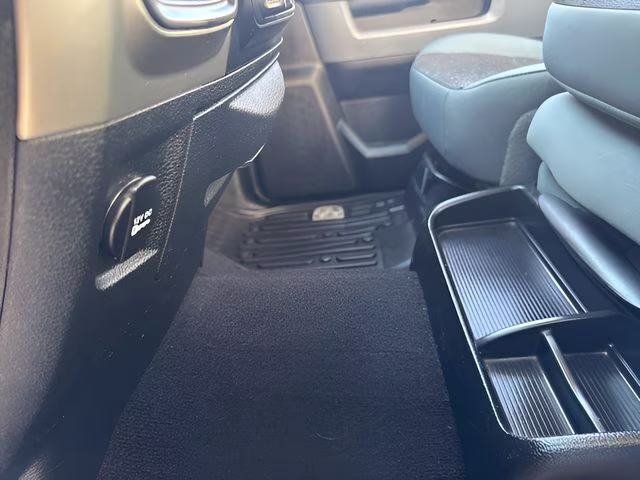 2018 Black Forest Green Pearlcoat Ram 3500 SLT 4X4 Truck