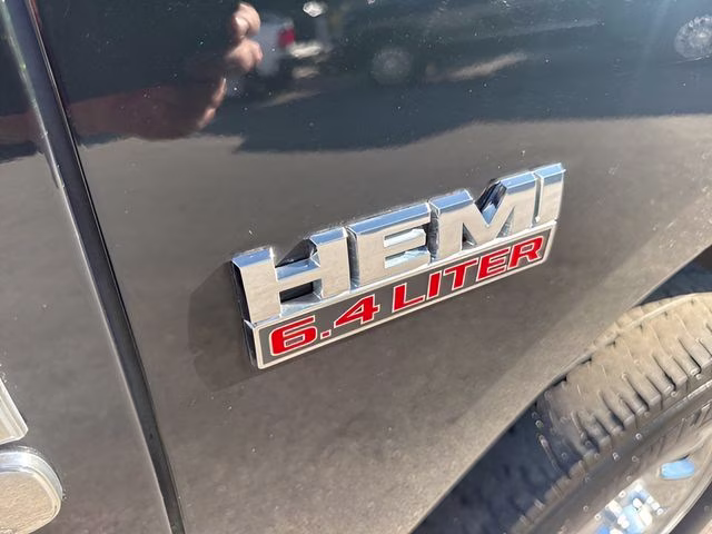 2018 Black Forest Green Pearlcoat Ram 3500 SLT 4X4 Truck