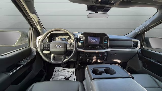 2021 Oxford White Ford F-150 XL 4X4 Truck