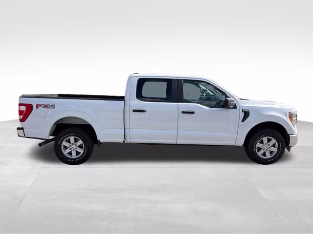 2021 Oxford White Ford F-150 XL 4X4 Truck