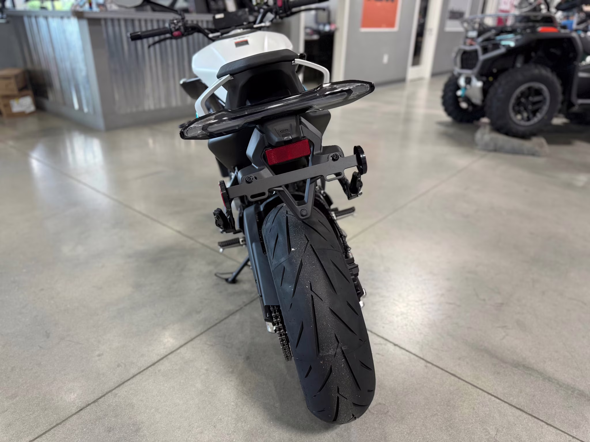2026 - CFMOTO 675NK Motorcycle
