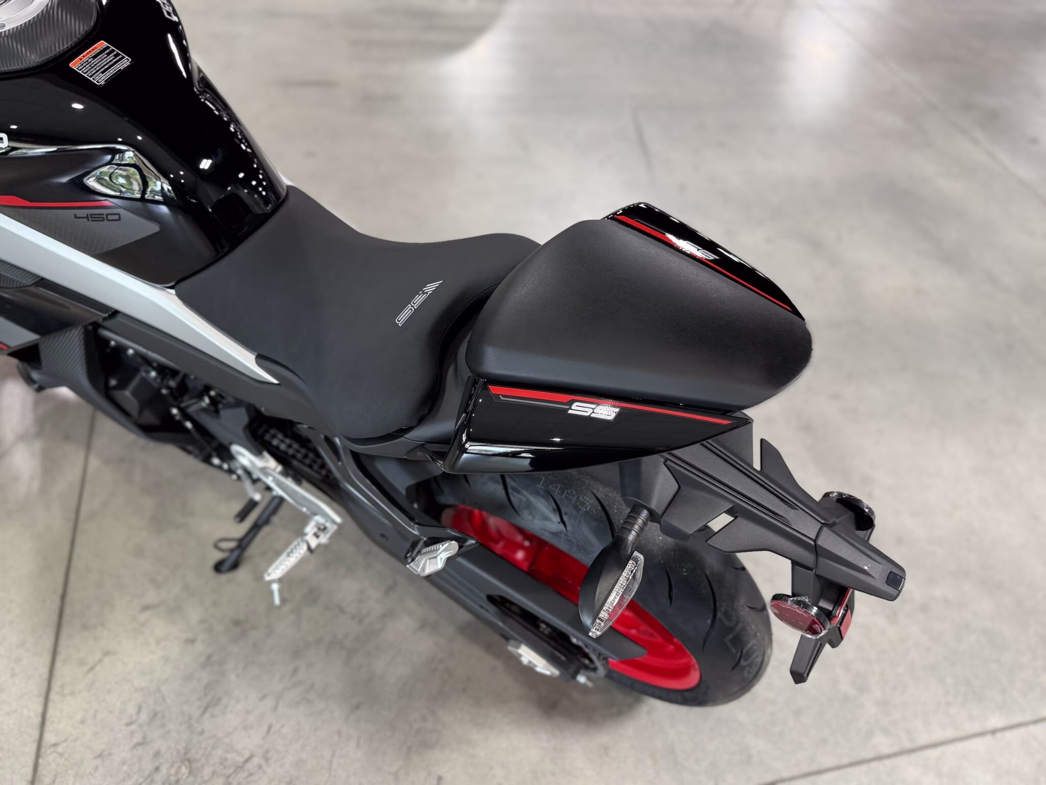 2026 - CFMOTO 450SS Motorcycle