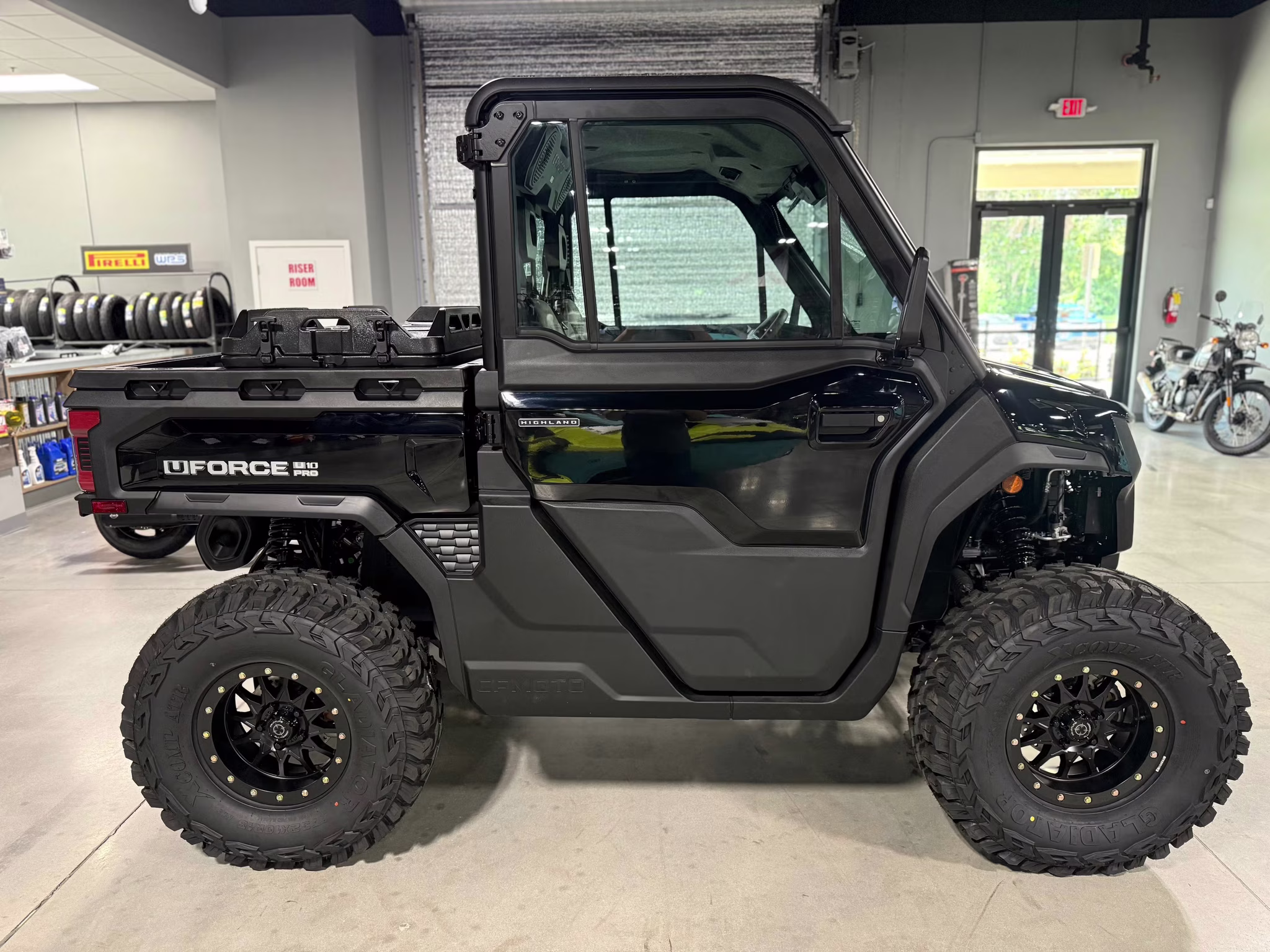 2026 Black CFMOTO UFORCE U10 Pro Highland UTV
