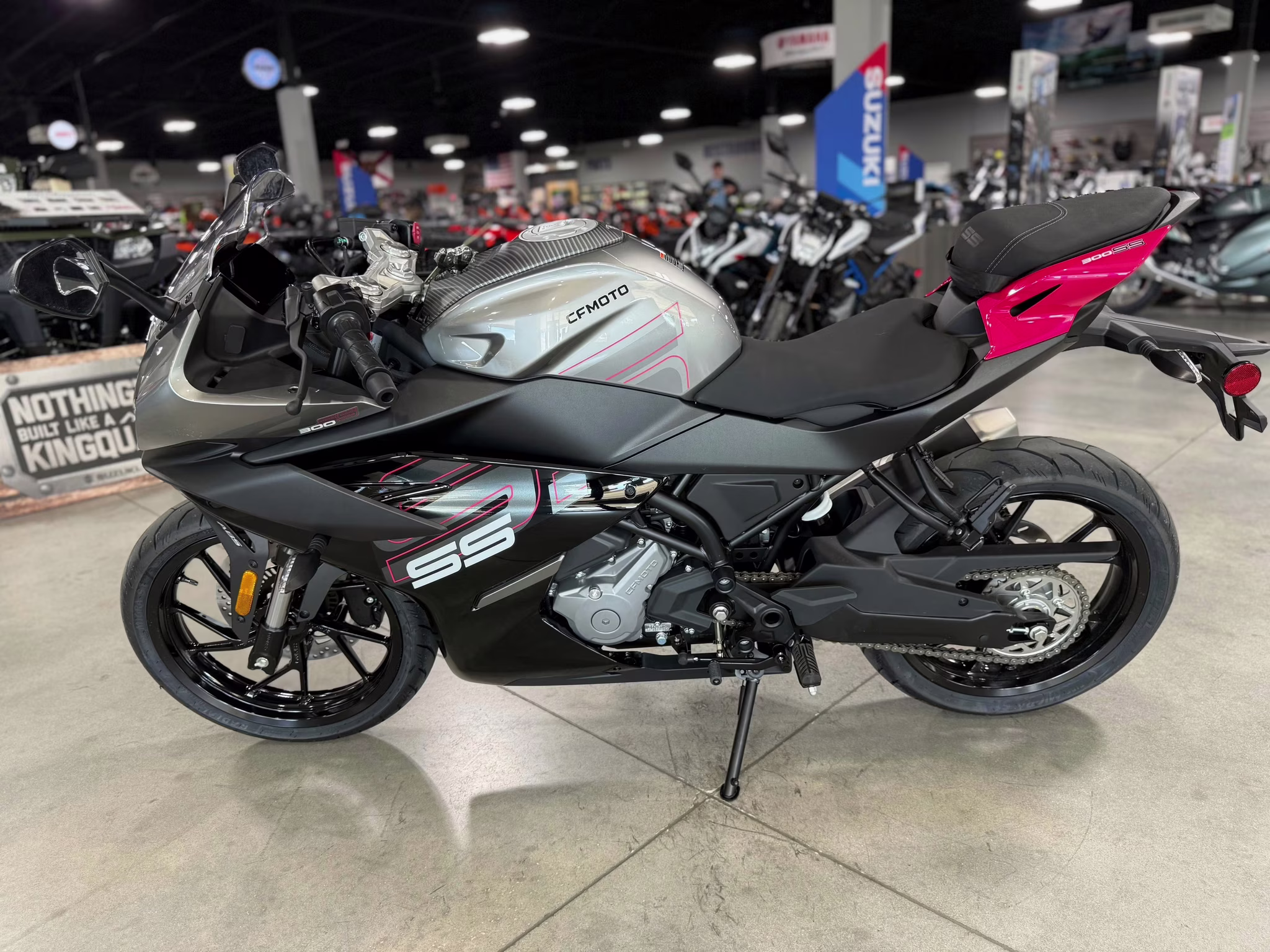 2026 BLK CFMOTO 300SS Motorcycle