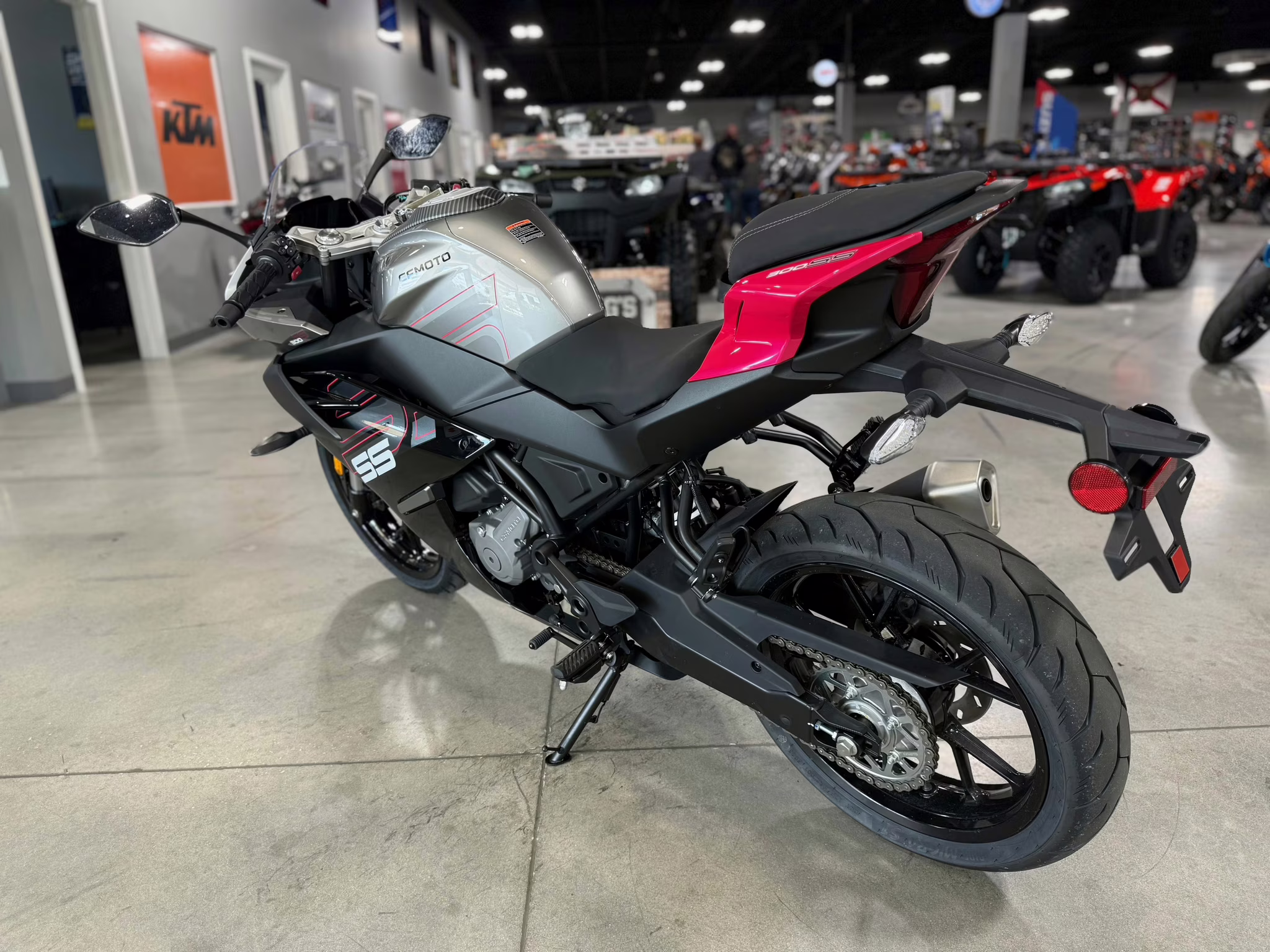 2026 BLK CFMOTO 300SS Motorcycle