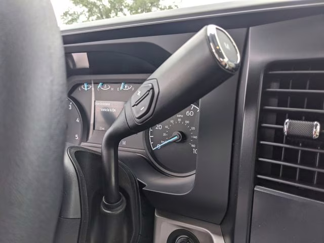 2026 Oxford White Ford Super Duty F-450 DRW XL 4X4 Chassis