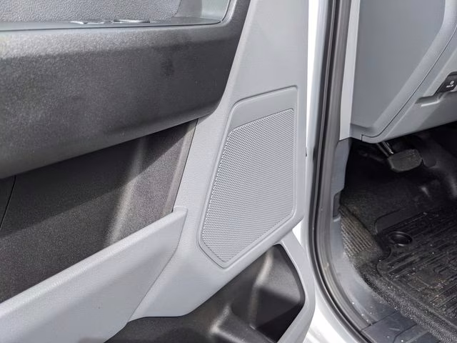 2026 Oxford White Ford Super Duty F-450 DRW XL 4X4 Chassis