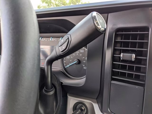 2026 Oxford White Ford Super Duty F-450 DRW XL 4X4 Chassis