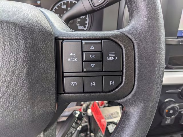 2026 Oxford White Ford Super Duty F-450 DRW XL 4X4 Chassis