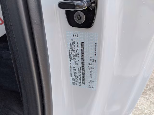 2026 Oxford White Ford Super Duty F-450 DRW XL 4X4 Chassis