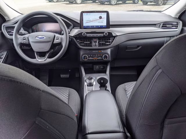 2026 Oxford White Ford Escape Active FWD SUV