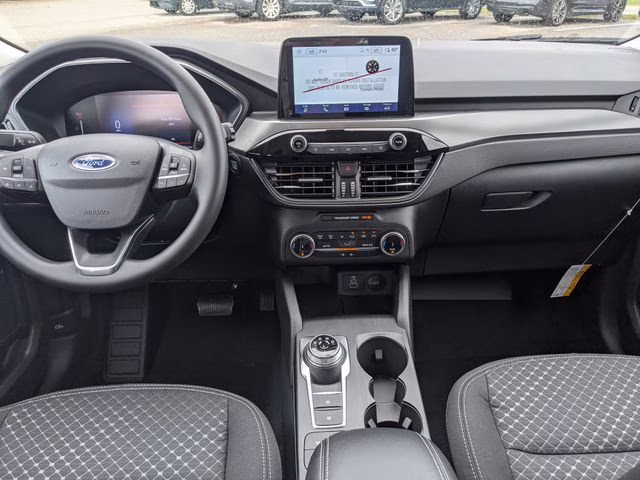 2026 Oxford White Ford Escape Active FWD SUV