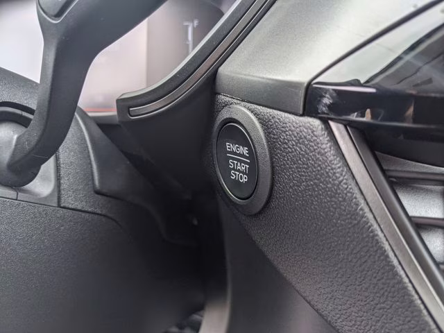 2026 Oxford White Ford Escape Active FWD SUV