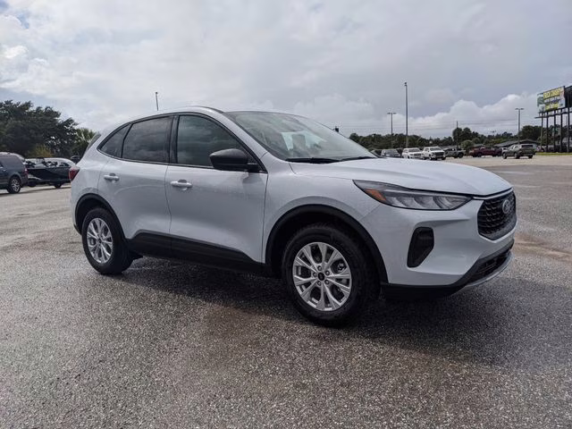 2026 Space Silver Metallic Ford Escape Active FWD SUV