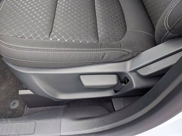 2026 Space Silver Metallic Ford Escape Active FWD SUV