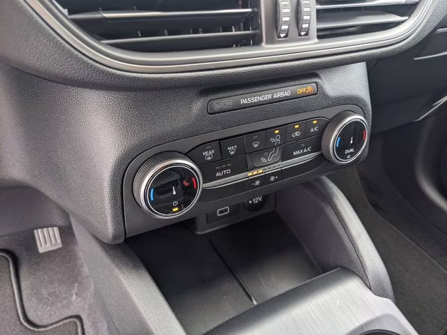 2026 Space Silver Metallic Ford Escape Active FWD SUV