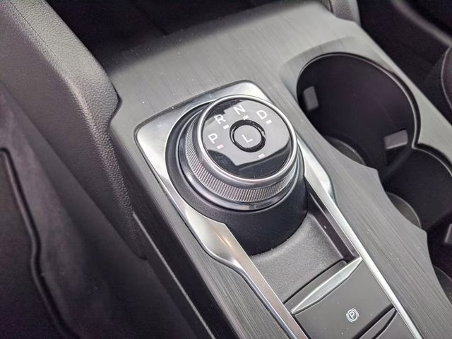 2026 Space Silver Metallic Ford Escape Active FWD SUV