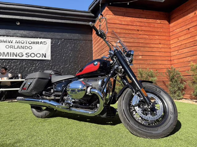 2024 BLACK STORM VINTAGE METAL BMW R 18 CLASSIC