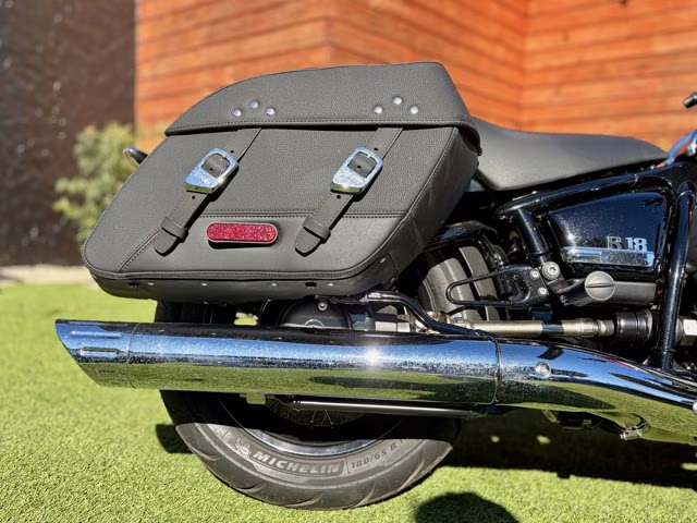 2024 BLACK STORM VINTAGE METAL BMW R 18 CLASSIC