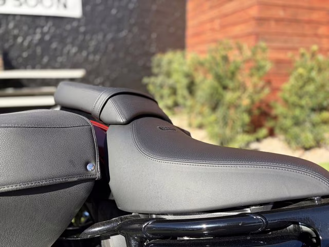 2024 BLACK STORM VINTAGE METAL BMW R 18 CLASSIC