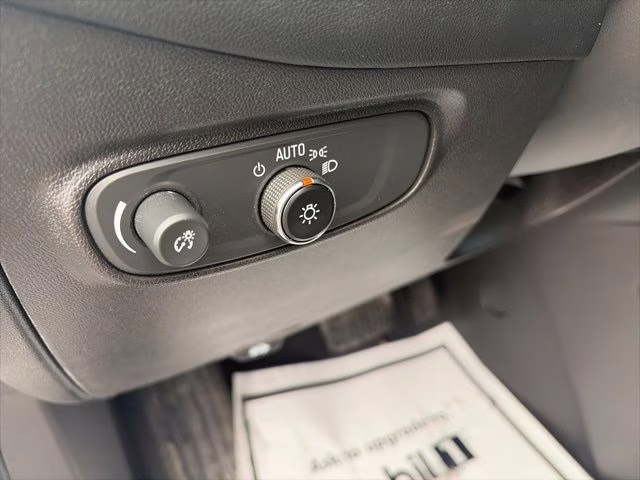 2022 Summit White Chevrolet Equinox LT AWD SUV