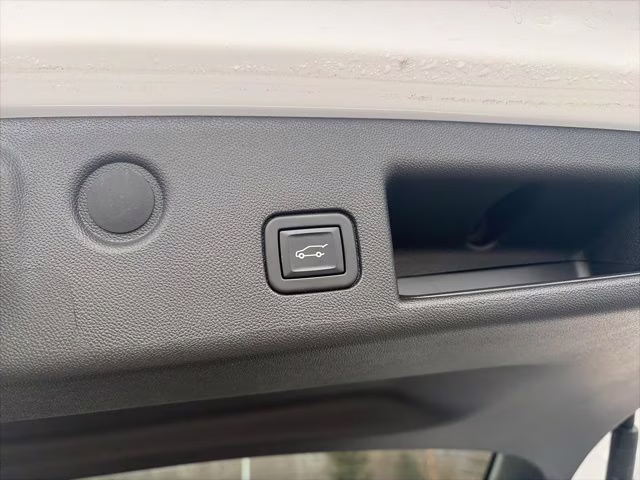 2022 Summit White Chevrolet Equinox LT AWD SUV