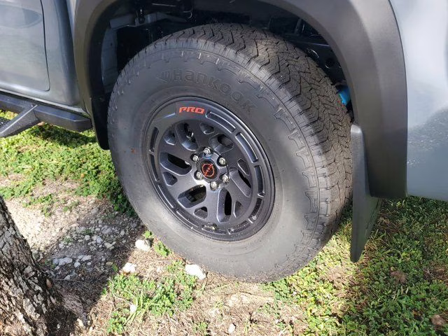 2026 Boulder Gray Pearl Nissan Frontier PRO-4X 4X4 Truck