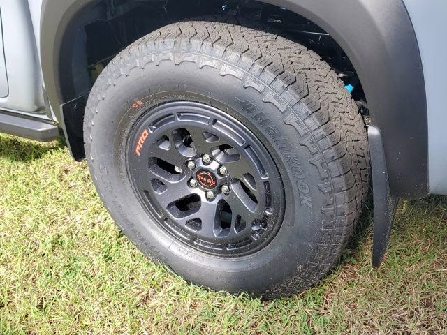 2026 Boulder Gray Pearl Nissan Frontier PRO-4X 4X4 Truck