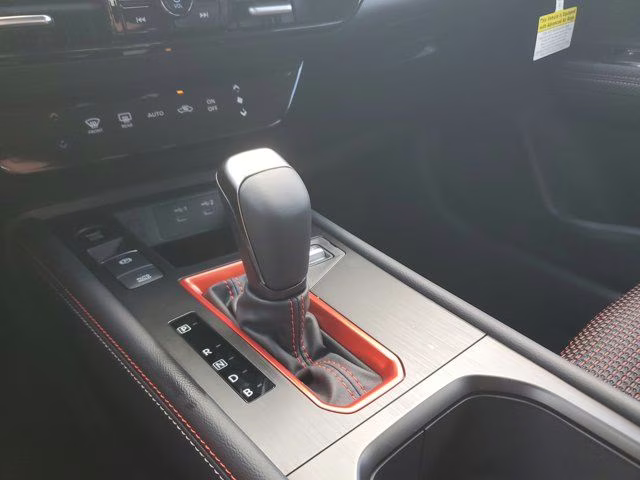 2026 Gun Metallic/Scarlet Ember Tintcoat Nissan Kicks SR FWD SUV