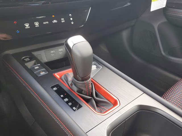 2026 Aspen White Tricoat Nissan Kicks SR FWD SUV