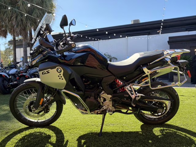 2025 BLACK STORM METALLIC BMW F 900 GS Adventure
