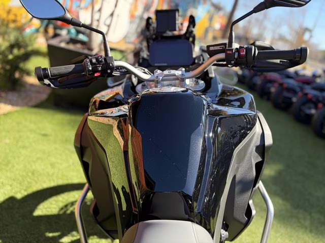 2025 BLACK STORM METALLIC BMW F 900 GS Adventure