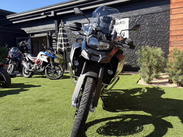 2025 BLACK STORM METALLIC BMW F 900 GS Adventure