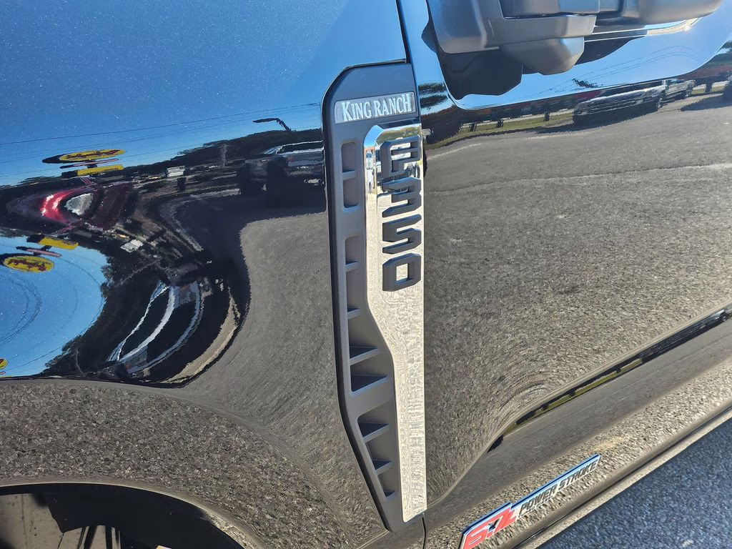 2026 Agate Black Metallic Ford Super Duty F-350 SRW King Ranch 4X4 Truck