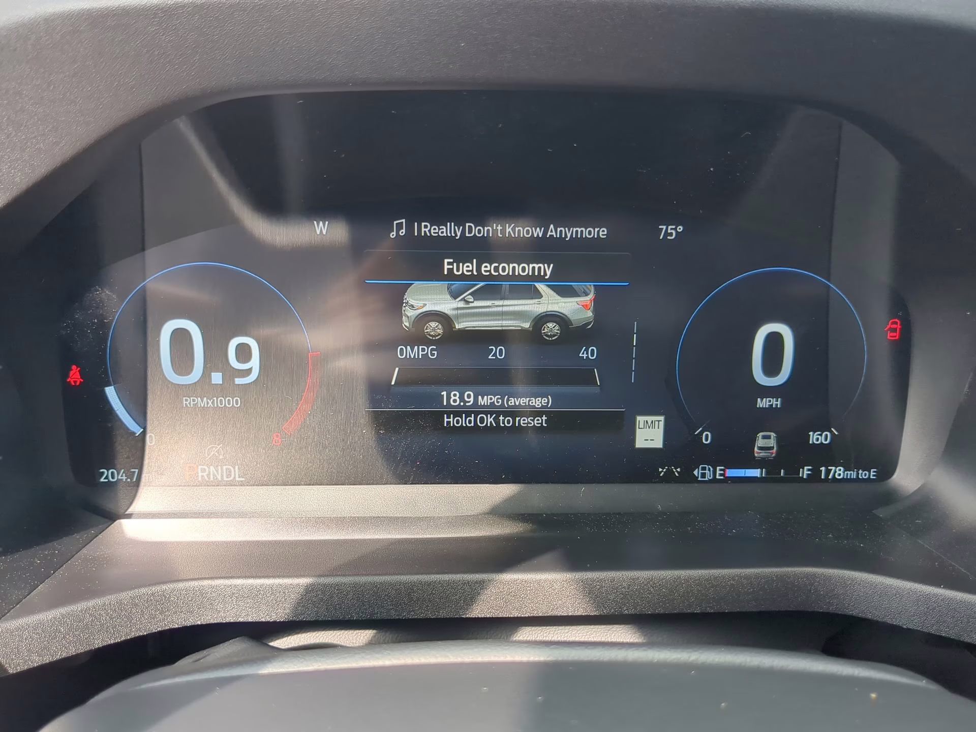 2026 Star White Metallic Tri-Coat Ford Explorer Active RWD SUV