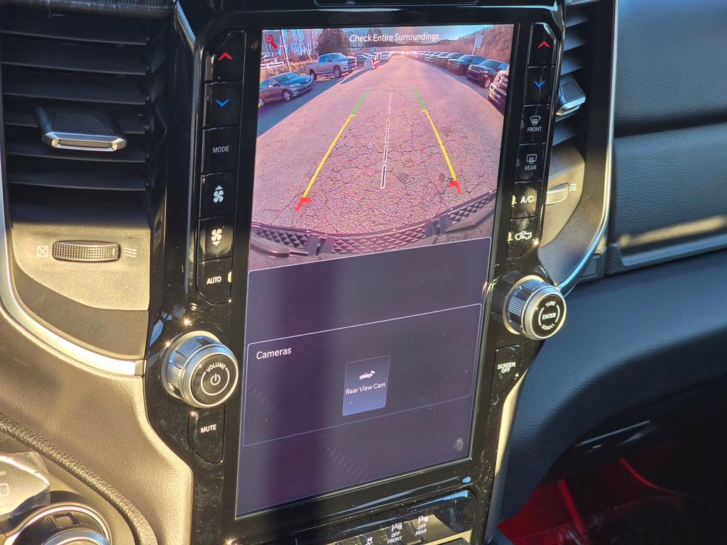 2026 Diamond Black Crystal Pearlcoat Ram 1500 Big Horn/Lone Star 4X4 Truck