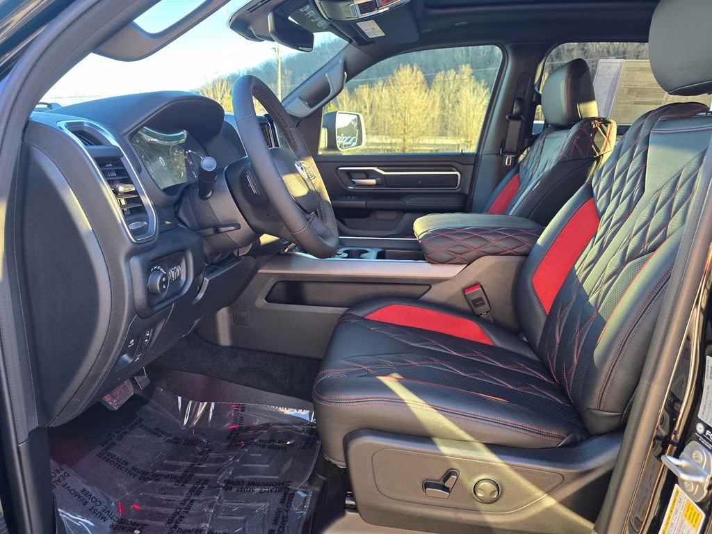 2026 Diamond Black Crystal Pearlcoat Ram 1500 Big Horn/Lone Star 4X4 Truck